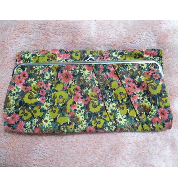 Floral Print tri-fold wallet - Picture 1 of 9
